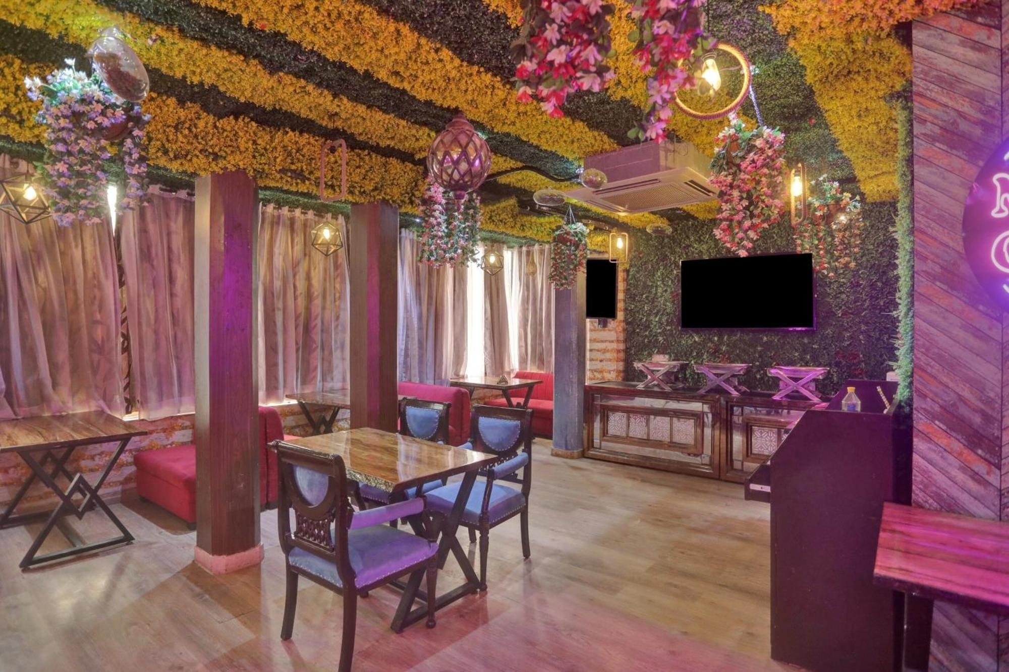 Townhouse Jp Grand Near Mayapuri Chowk New Delhi